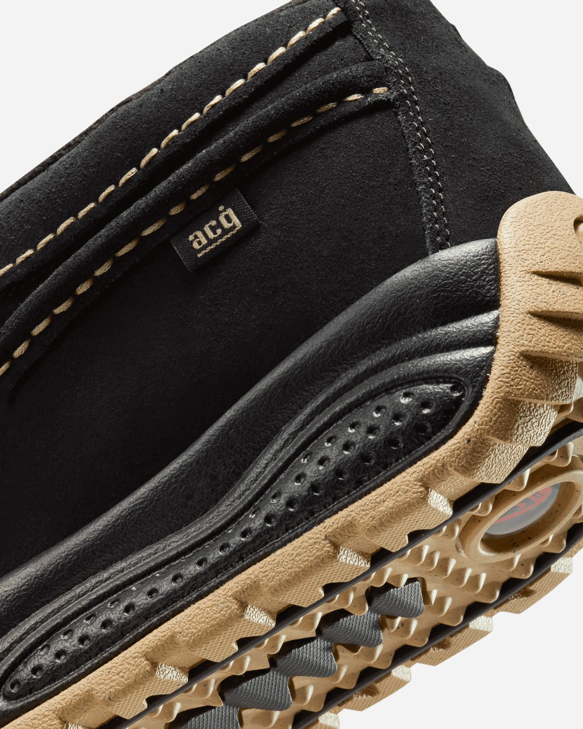 ACG Izy Sneakers Schwarz / Kalkstein