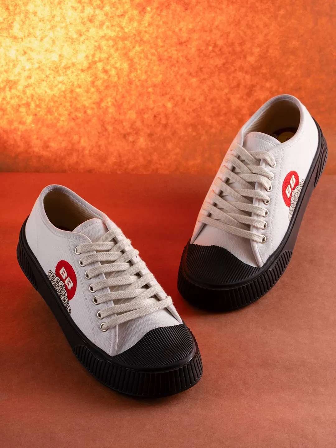 Bacca Bucci Kawaii Schnürsenkel-Sneaker