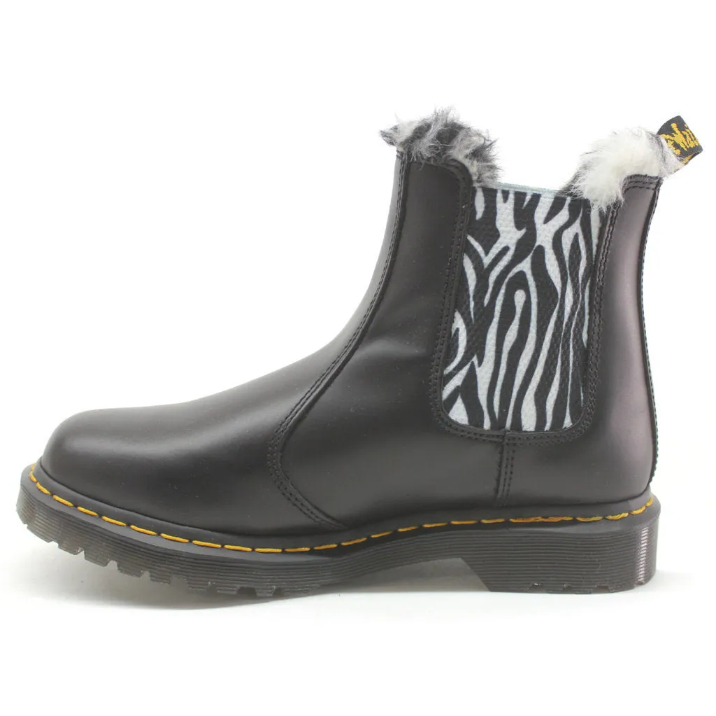 Dr. Martens 2976 Leonore Chelsea-Stiefel für Damen mit Pelzfutter aus glänzendem Leder