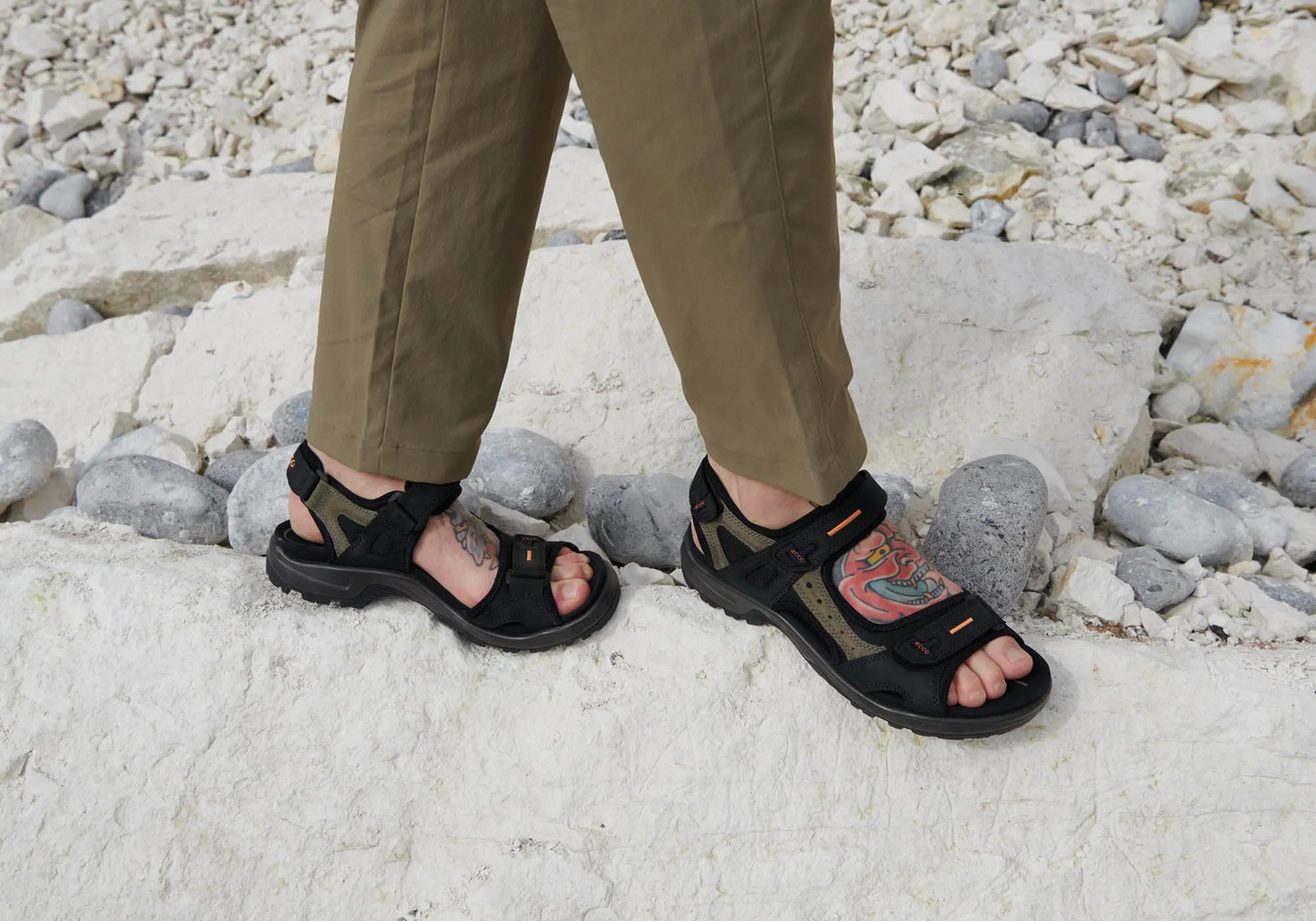 ECCO Herren Offroad Bequeme Leder Sandalen mit verstellbaren Riemen ECCO Schuhe
