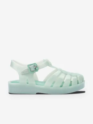 Mädchen Besitz Sandalen in Grün