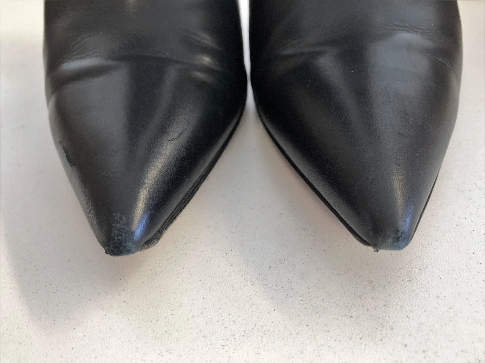 Givenchy Infinity Stiefeletten Schwarz Geschichtetes Leder Größe 37 Spitze Stiefeletten