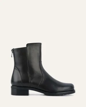 JOHNSTON FLAT ANKLE BOOTS SCHWARZES LEDER