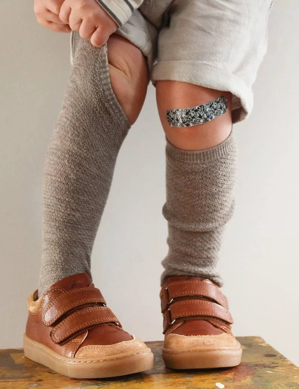 Niedrige Sneaker - Cognac