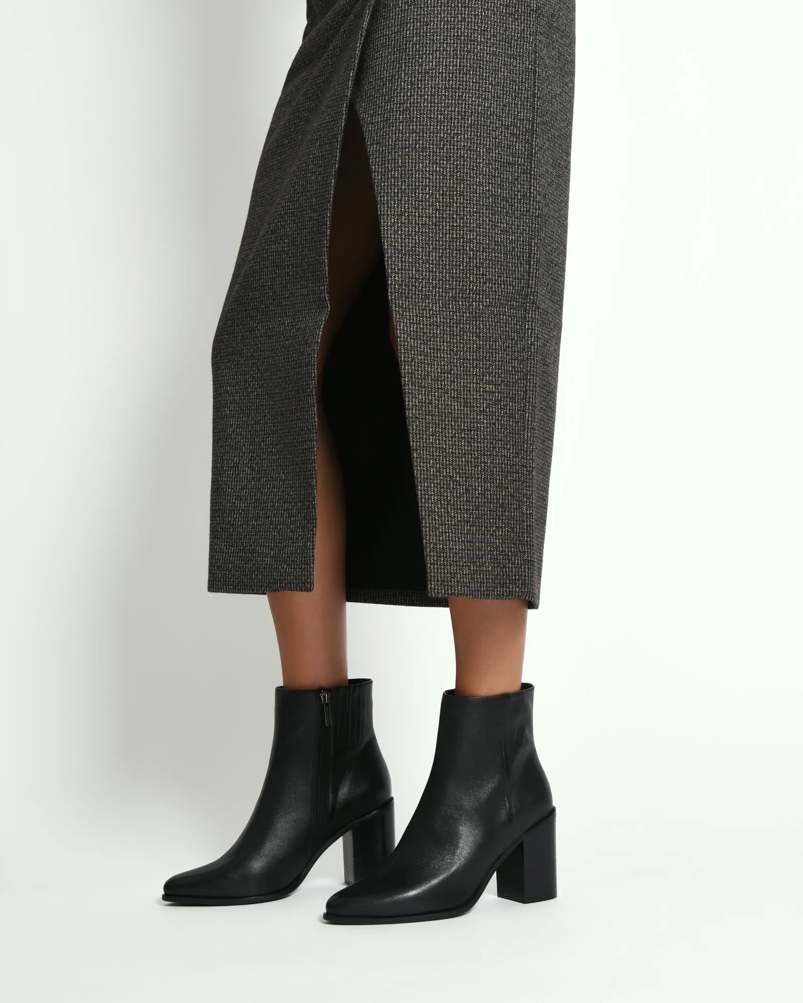 LUNA HIGH ANKLE STIEFEL SCHWARZES LEDER