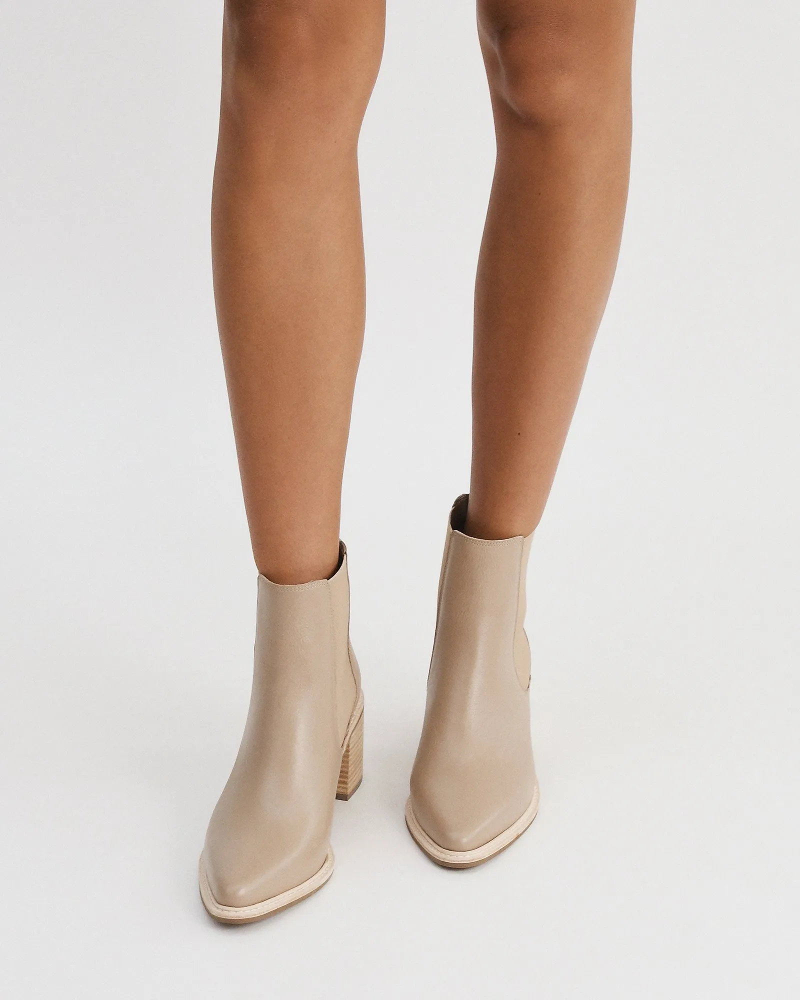 LUXE HIGH ANKLE STIEFEL TAUB LEDER