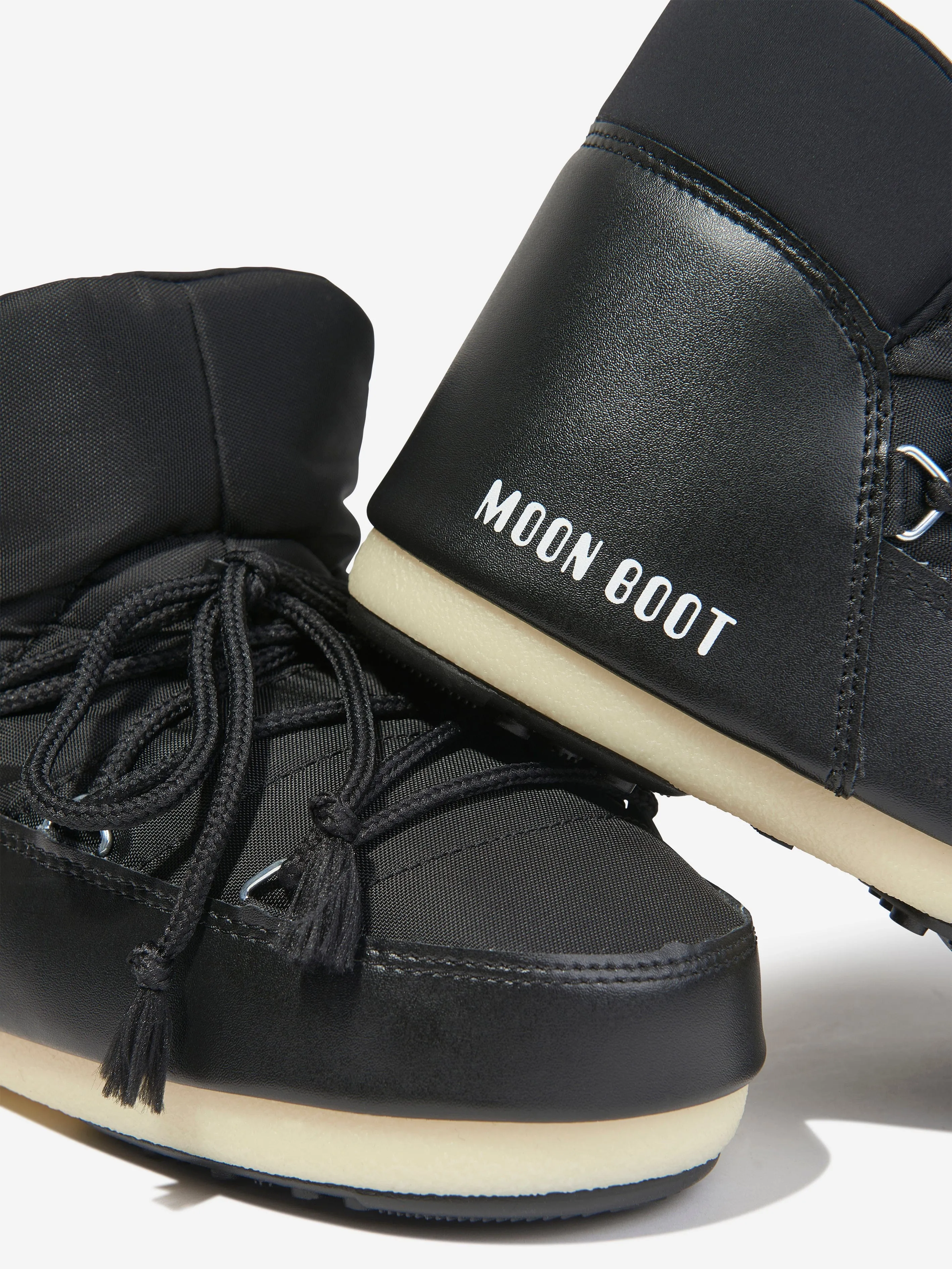 Moon Boot Kids Nylon Pumps in Schwarz