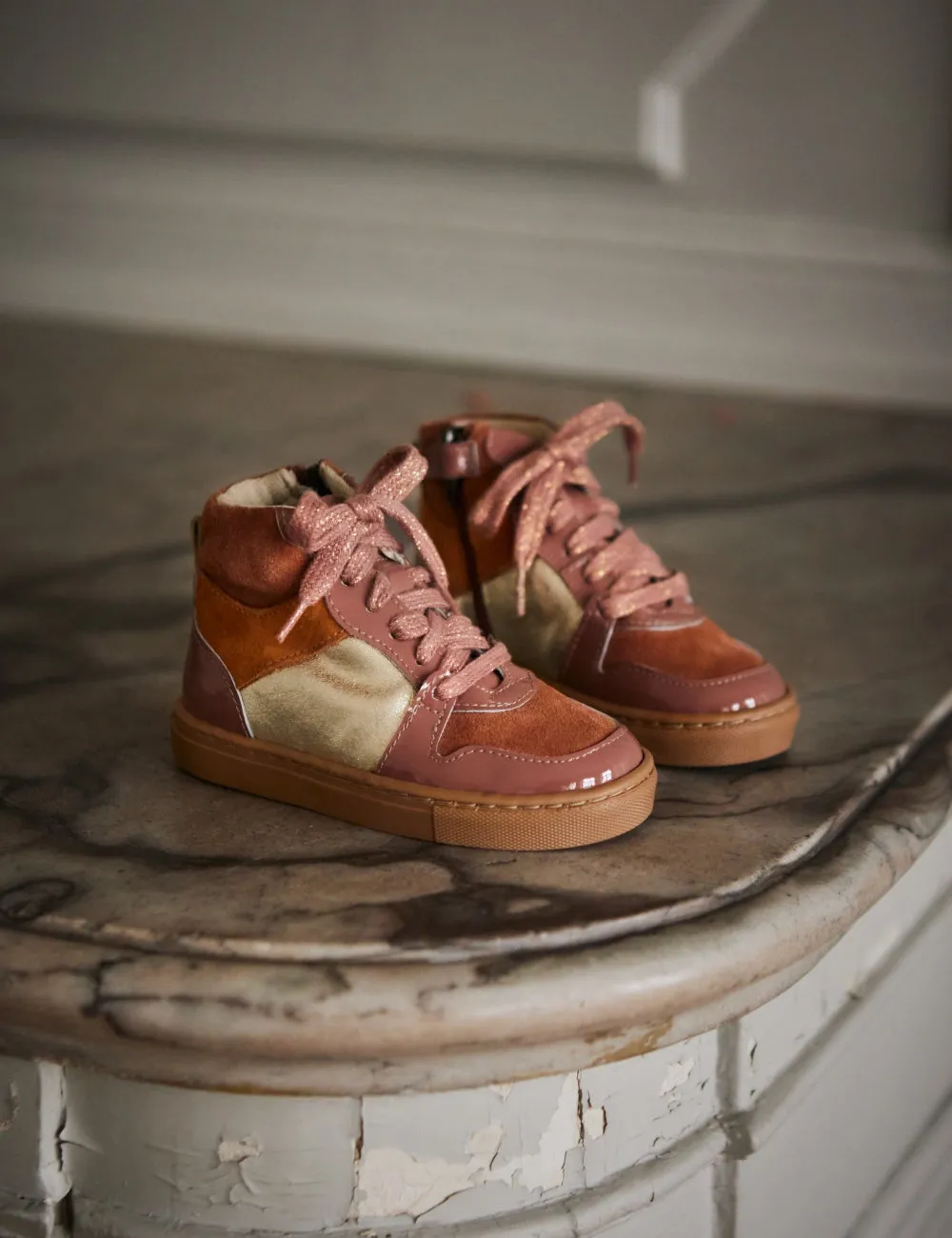 Berg-Sneakerschnürsenkel - Rosenton Glanzleder