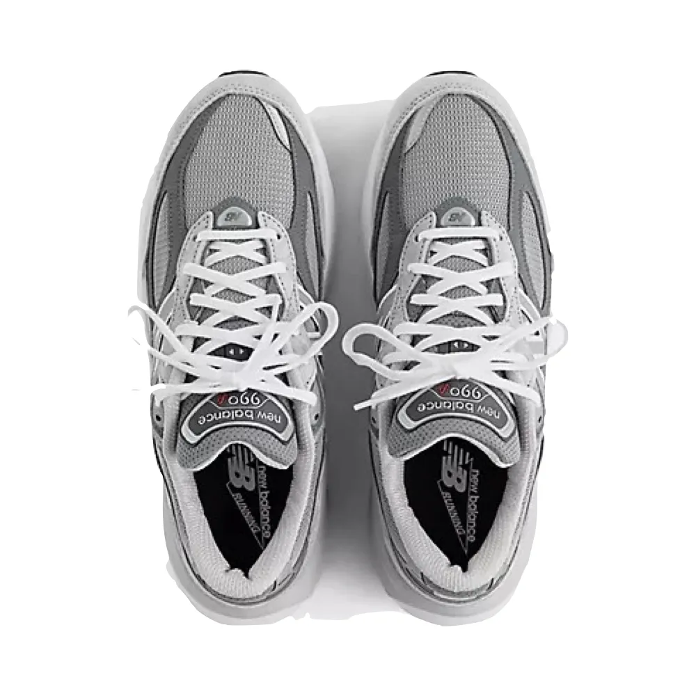 New Balance Herren MADE in USA 990v6 Sneakers in Grau