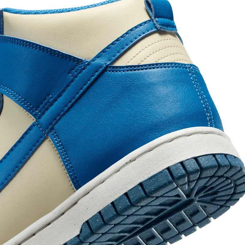 Nike Sneakers Dunk High NN (Damen)