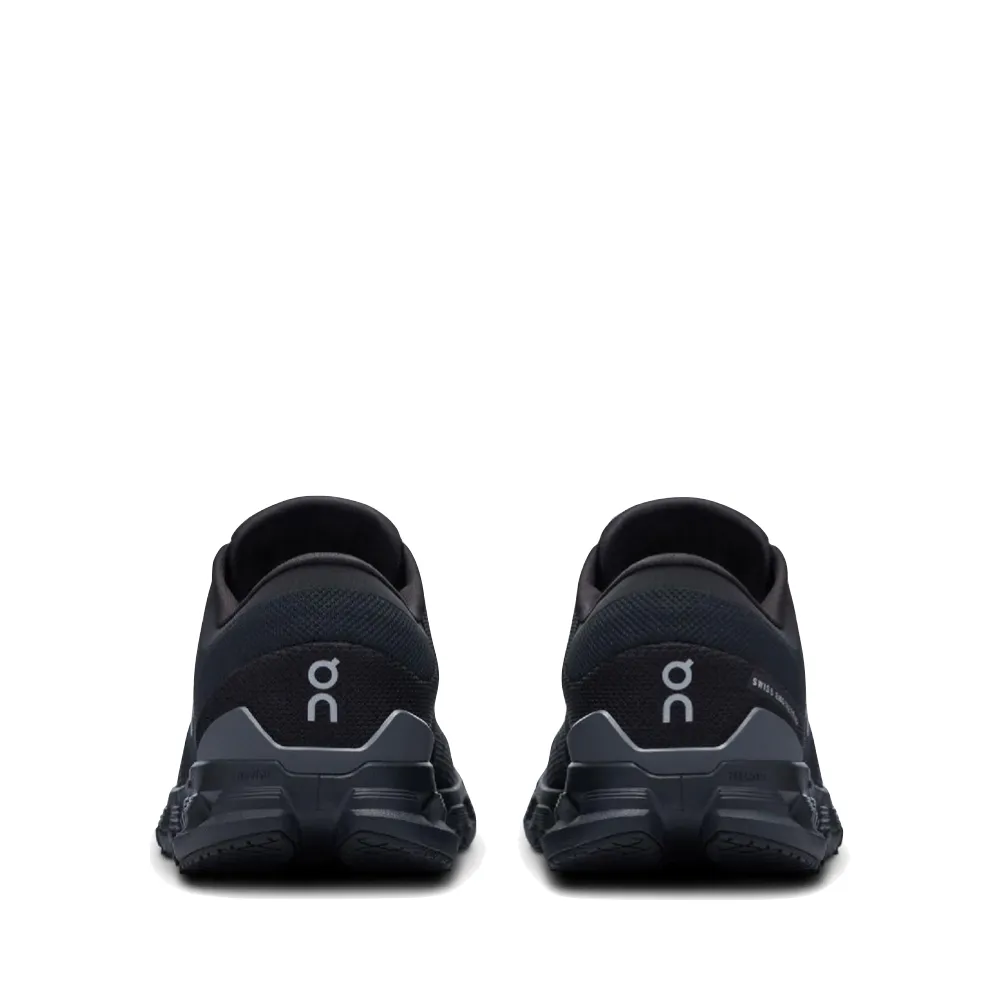 On Men's Cloud X 4 Sneaker in Schwarz/Eclipse