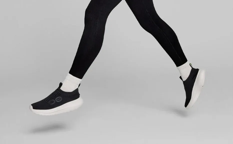 OOFOS OOMY ZEN SCHWARZ DAMEN