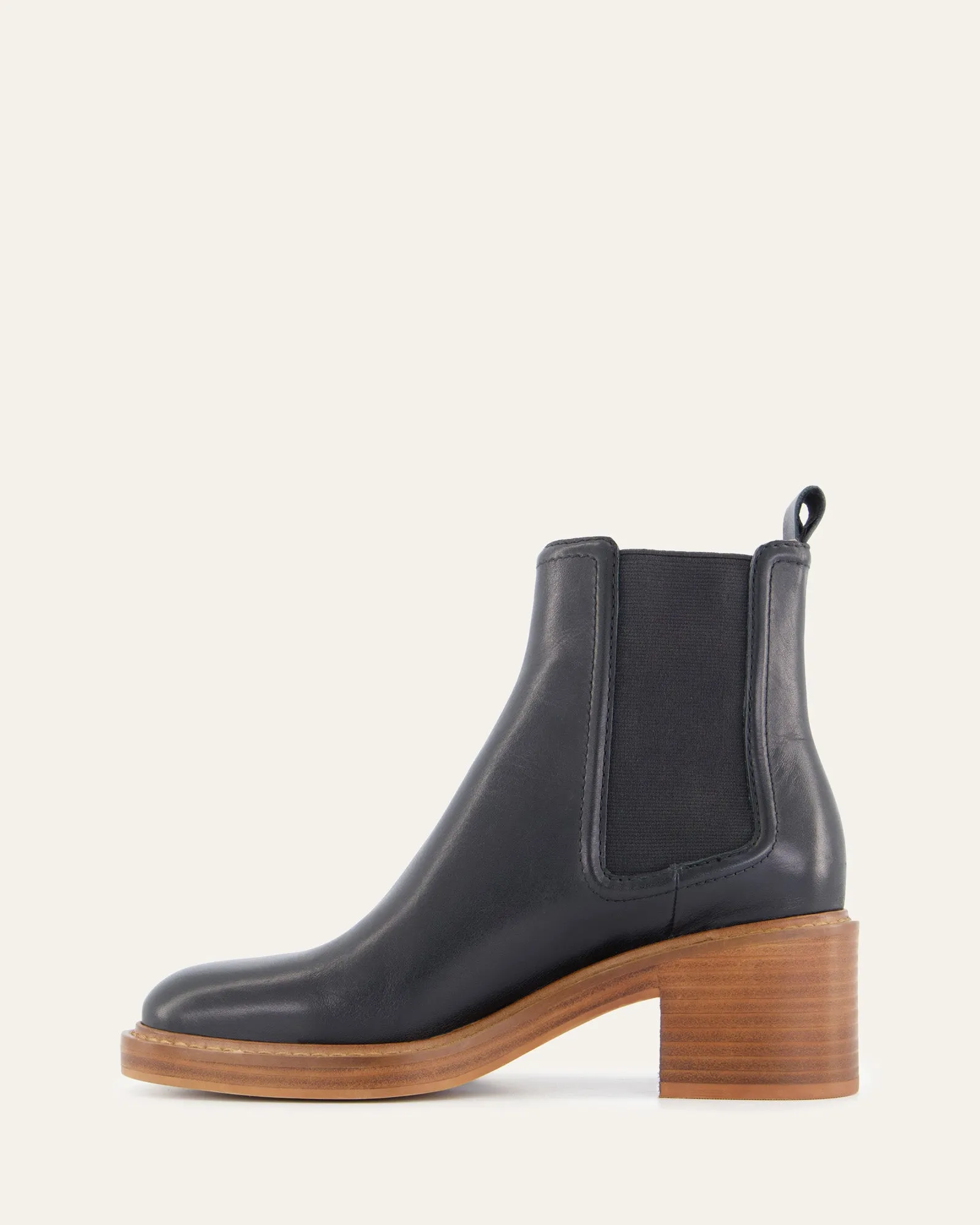 RYE MID KNÖCHELSTIEFEL AUS SCHWARZEM LEDER