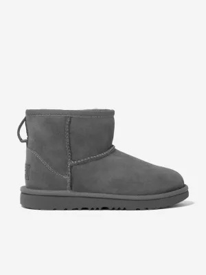 UGG Kids Classic Mini II Stiefel in Grau