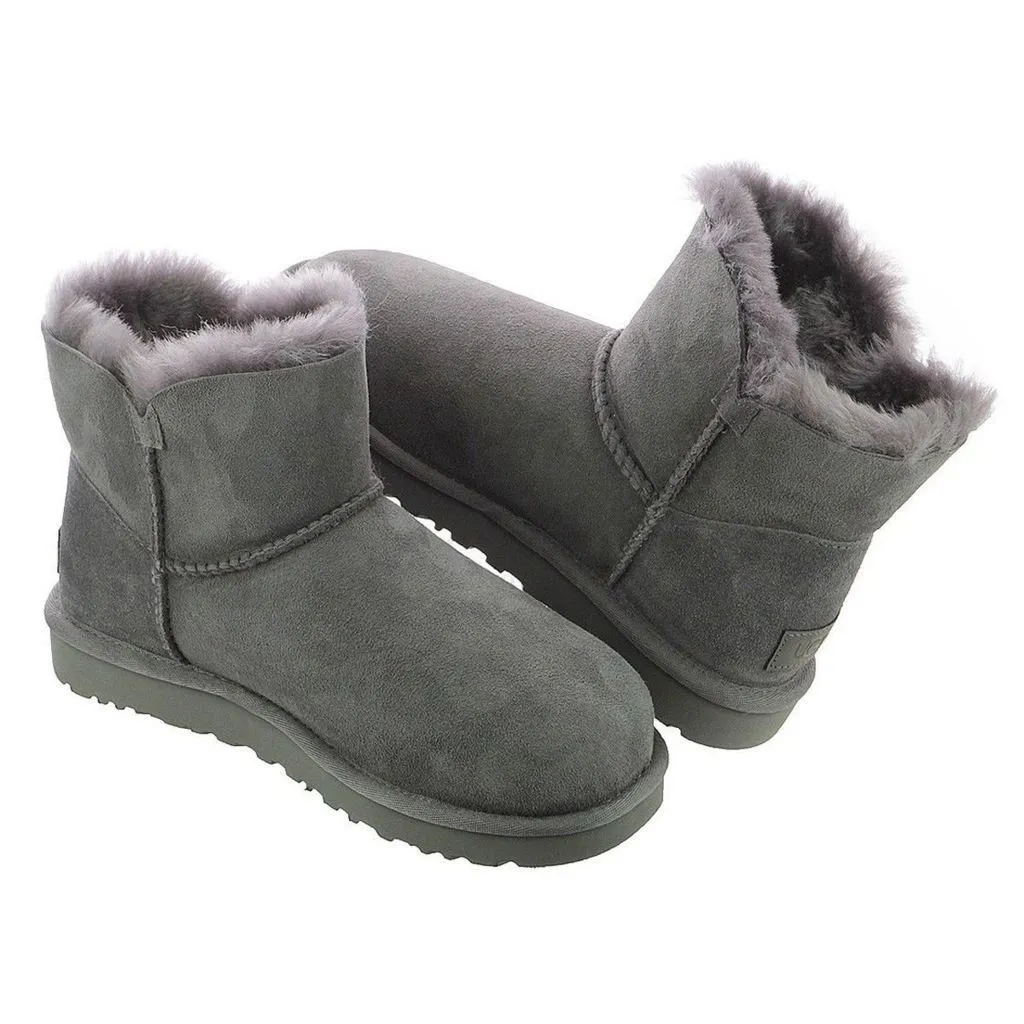 Ugg Mini Bailey Button II Wildleder Schaffell Winterstiefel für Damen