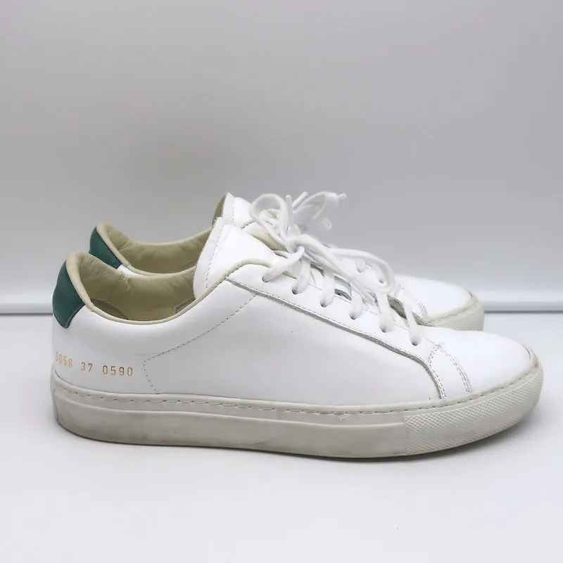 Frauen Retro Low Top Sneakers von Common Projects in Weiß & Grün, Leder, Größe 37