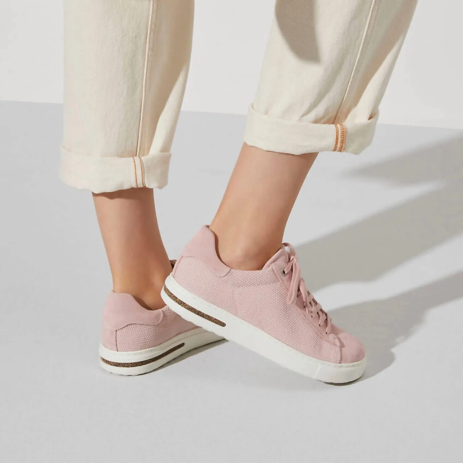 Damens Bend Low Sneaker - Schmal in Zartrosa